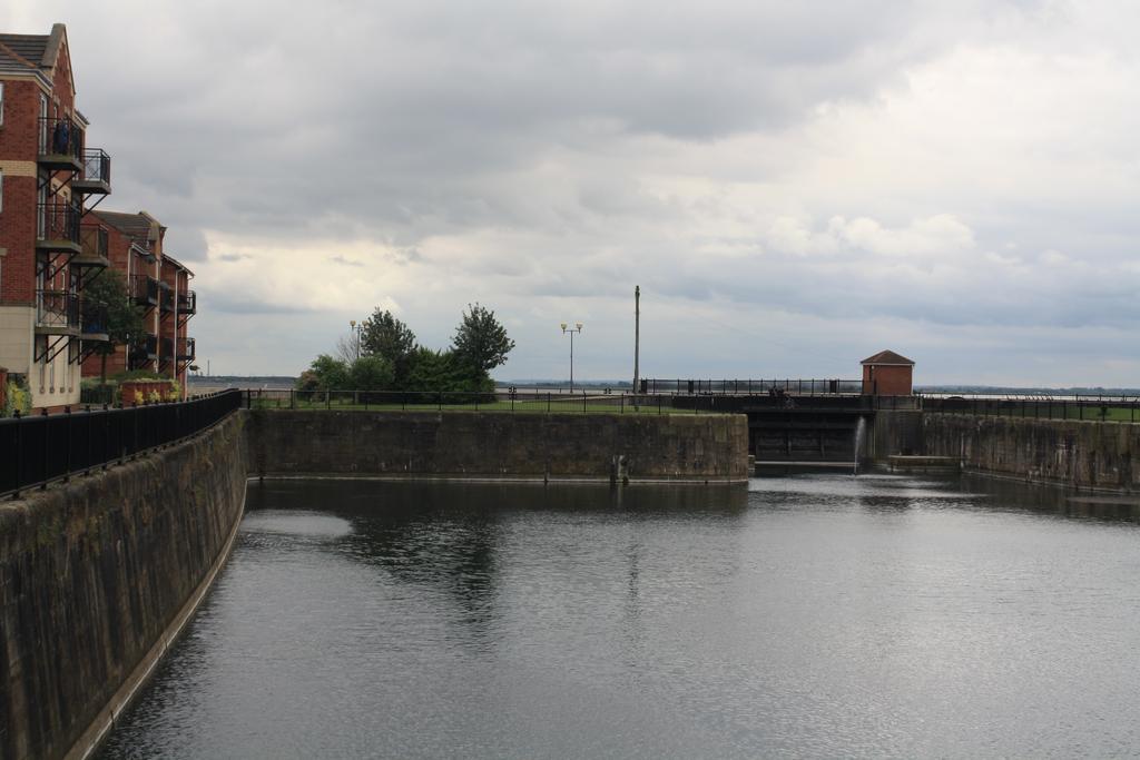 Hartley Bridge Victoria Dock Apartment Kingston upon Hull Exterior photo